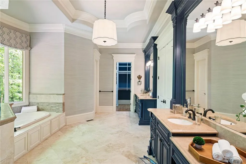 5790 Winterthur Lane Nw, Sandy Springs, Georgia 30328, 5 Bedrooms Bedrooms, ,5 BathroomsBathrooms,Residential,Sold,5790 Winterthur Lane Nw,7204815