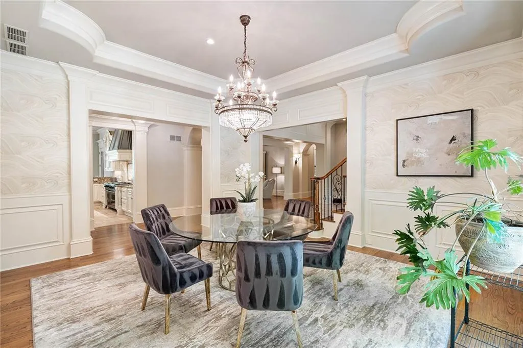 5790 Winterthur Lane Nw, Sandy Springs, Georgia 30328, 5 Bedrooms Bedrooms, ,5 BathroomsBathrooms,Residential,Sold,5790 Winterthur Lane Nw,7204815