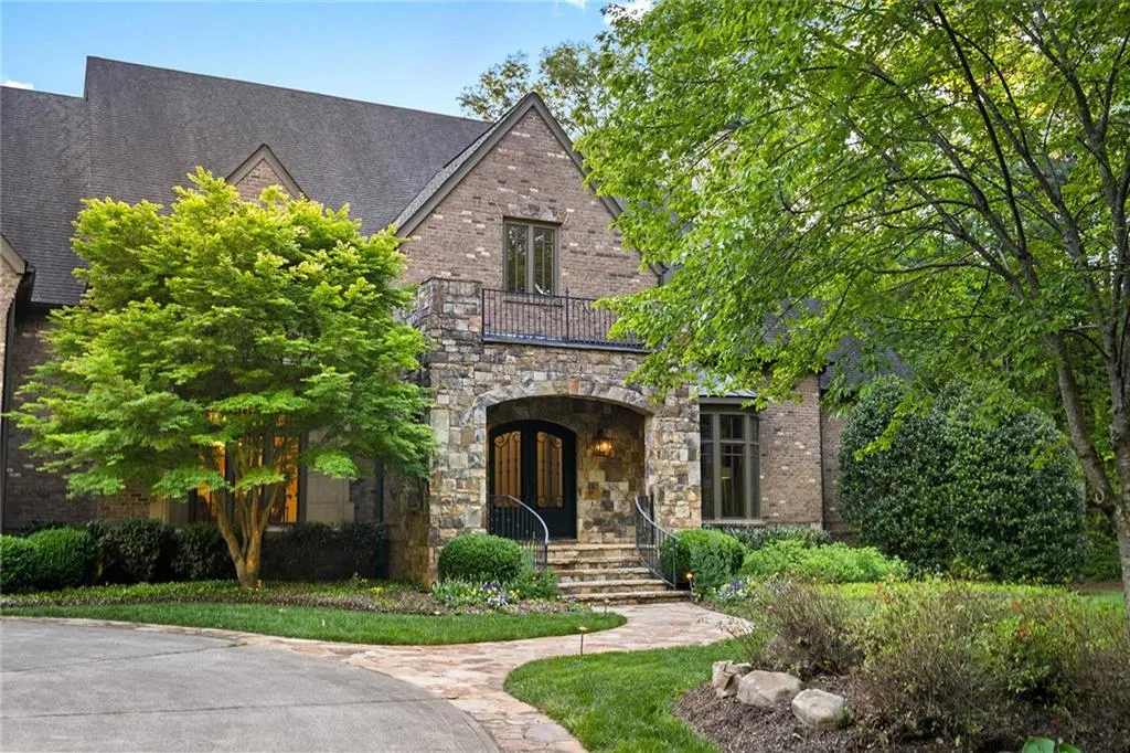 5790 Winterthur Lane Nw, Sandy Springs, Georgia 30328, 5 Bedrooms Bedrooms, ,5 BathroomsBathrooms,Residential,Sold,5790 Winterthur Lane Nw,7204815