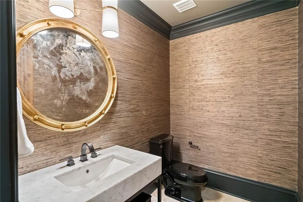 5790 Winterthur Lane Nw, Sandy Springs, Georgia 30328, 5 Bedrooms Bedrooms, ,5 BathroomsBathrooms,Residential,Sold,5790 Winterthur Lane Nw,7204815