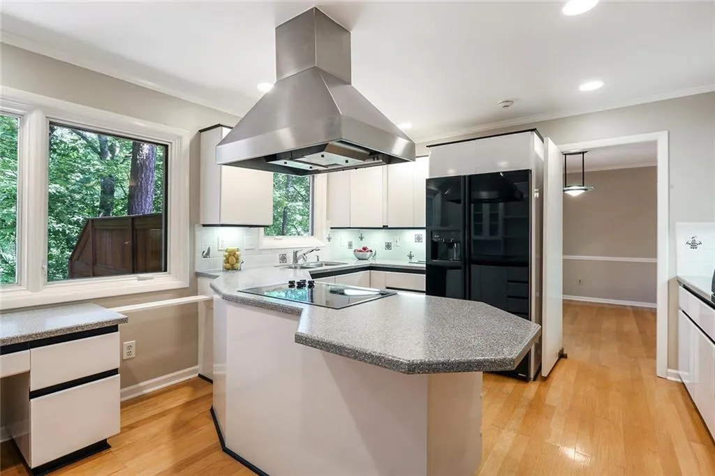 41 Basswood Circle, Sandy Springs, Georgia 30328, 4 Bedrooms Bedrooms, ,3 BathroomsBathrooms,Residential,Sold,41 Basswood Circle,5847281