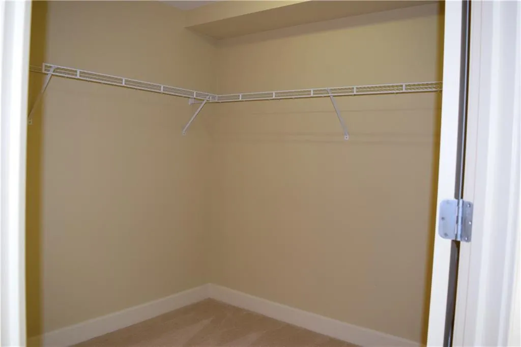 200 River Vista Drive Unit 201, Atlanta, Georgia 30339, 1 Bedroom Bedrooms, ,1 BathroomBathrooms,Residential,Sold,200 River Vista Drive Unit 201,5674557