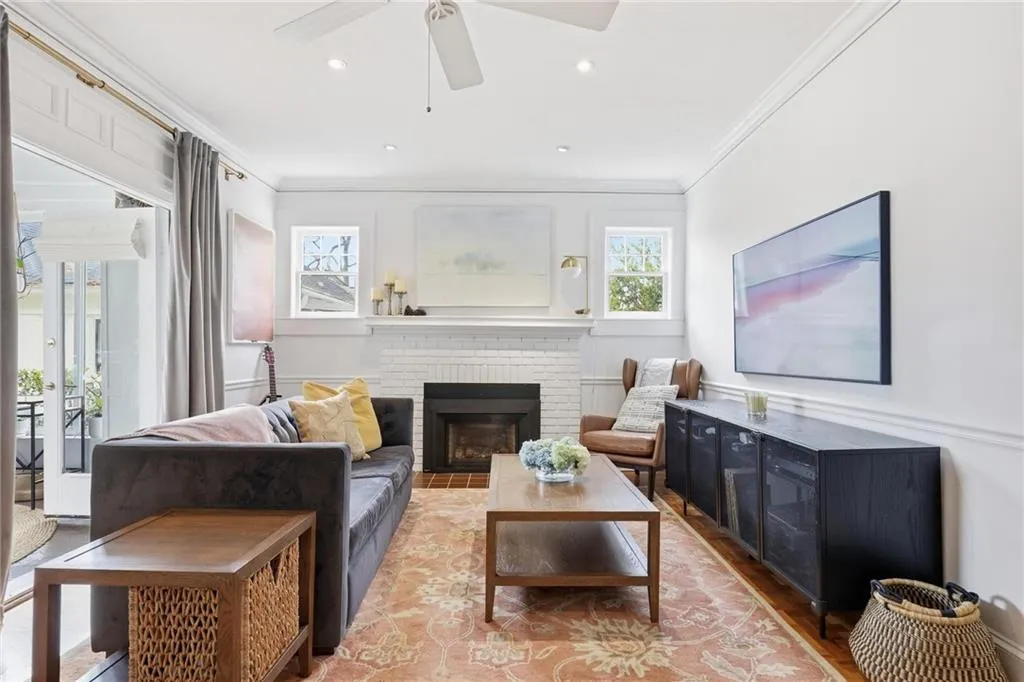 110 Peachtree Hills Avenue Ne, Atlanta, Georgia 30305, 2 Bedrooms Bedrooms, 0 ,1 BathroomBathrooms,Residential,Sold,110 Peachtree Hills Avenue Ne,7710167