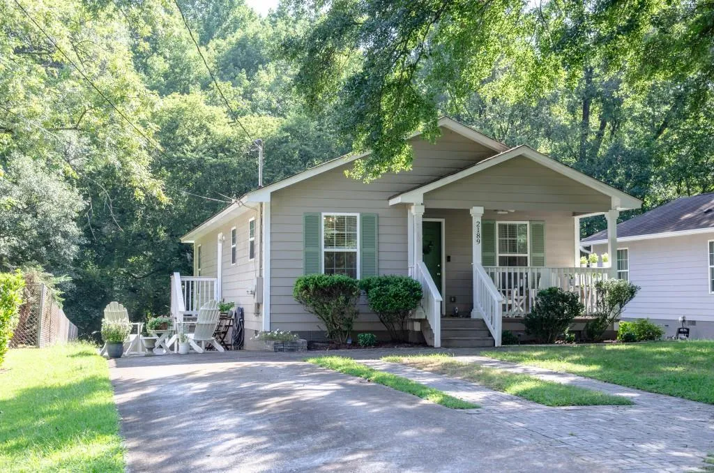 2189 Forrest Place Nw, Atlanta, Georgia 30318, 3 Bedrooms Bedrooms, ,2 BathroomsBathrooms,Residential,For Sale,2189 Forrest Place Nw,7633523