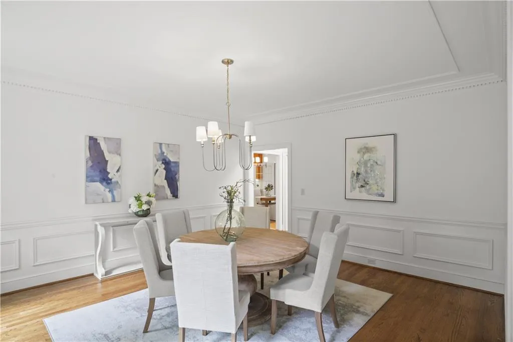 8255 Habersham Waters Road, Sandy Springs, Georgia 30350, 6 Bedrooms Bedrooms, ,5 BathroomsBathrooms,Residential,Sold,8255 Habersham Waters Road,7241478