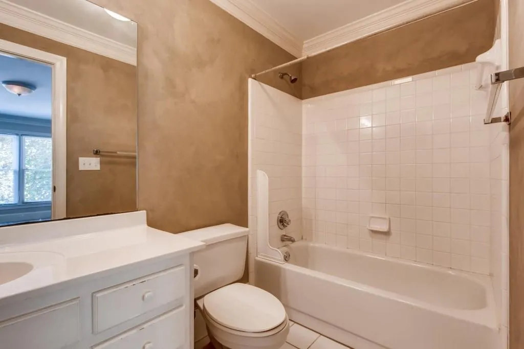 7950 Colquitt Road Unit B4, Atlanta, Georgia 30350, 2 Bedrooms Bedrooms, ,2 BathroomsBathrooms,Residential,Sold,7950 Colquitt Road Unit B4,6075769