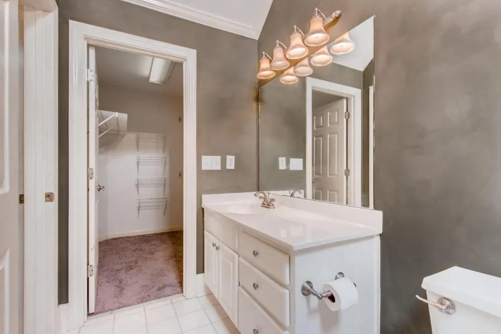 7950 Colquitt Road Unit B4, Atlanta, Georgia 30350, 2 Bedrooms Bedrooms, ,2 BathroomsBathrooms,Residential,Sold,7950 Colquitt Road Unit B4,6075769