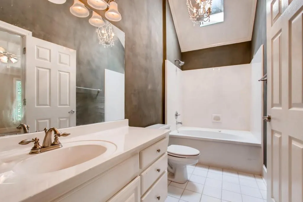 7950 Colquitt Road Unit B4, Atlanta, Georgia 30350, 2 Bedrooms Bedrooms, ,2 BathroomsBathrooms,Residential,Sold,7950 Colquitt Road Unit B4,6075769