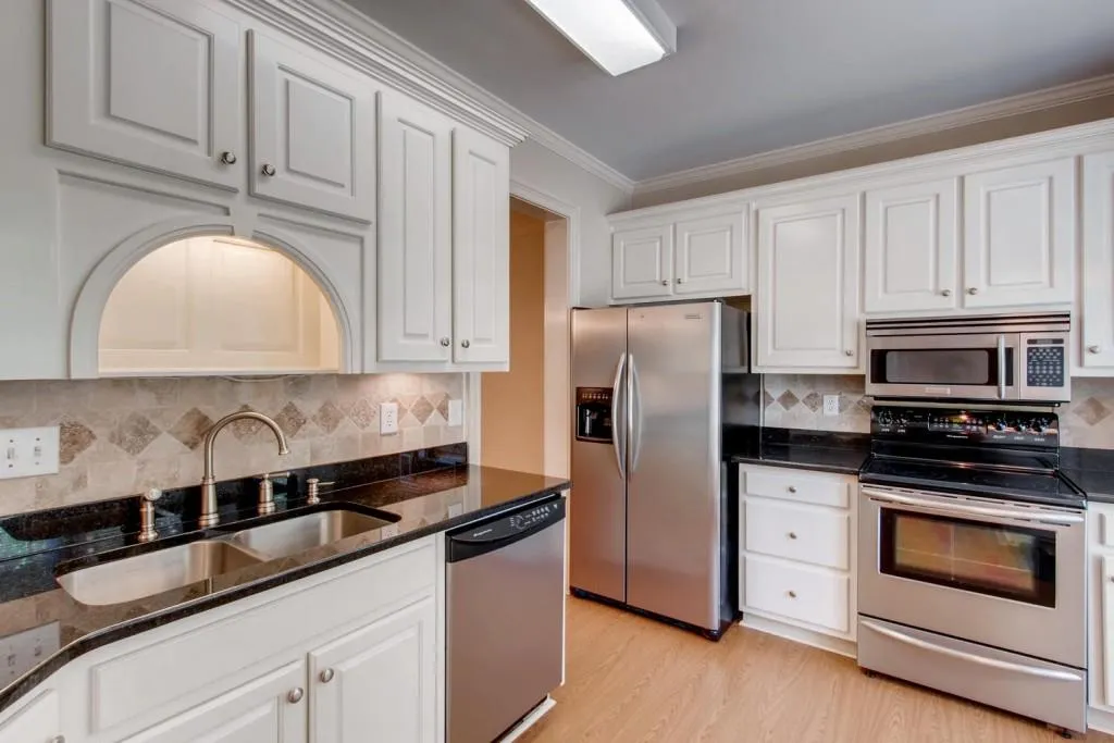 7950 Colquitt Road Unit B4, Atlanta, Georgia 30350, 2 Bedrooms Bedrooms, ,2 BathroomsBathrooms,Residential,Sold,7950 Colquitt Road Unit B4,6075769