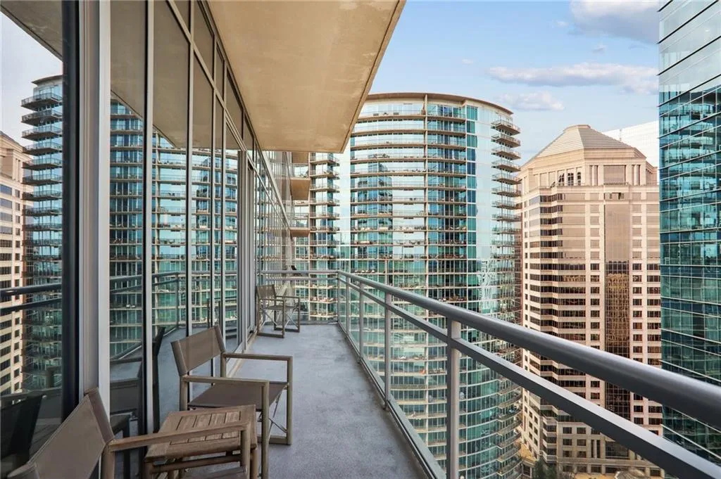 1065 Peachtree Street Ne Unit 3005, Atlanta, Georgia 30309, 2 Bedrooms Bedrooms, ,2 BathroomsBathrooms,Residential,For Sale,1065 Peachtree Street Ne Unit 3005,7530307