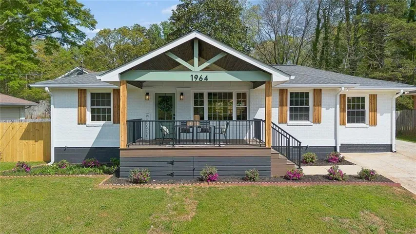 1964 E Lakeside, Decatur, Georgia 30032