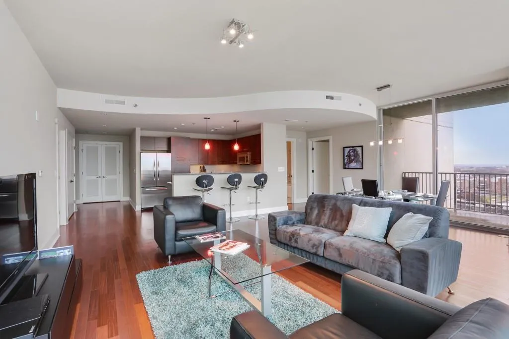20 10th Street Nw Unit 1604, Atlanta, Georgia 30309, 2 Bedrooms Bedrooms, ,2 BathroomsBathrooms,Residential,Sold,20 10th Street Nw Unit 1604,5973812