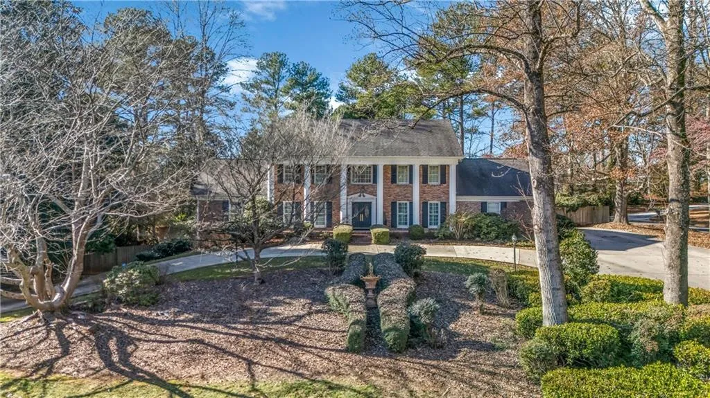 7590 Chaparral Drive, Sandy Springs, Georgia 30350, 5 Bedrooms Bedrooms, ,5 BathroomsBathrooms,Residential,For Sale,7590 Chaparral Drive,7698480