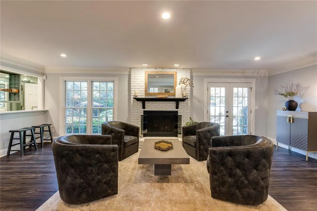 7590 Chaparral Drive, Sandy Springs, Georgia 30350, 5 Bedrooms Bedrooms, ,5 BathroomsBathrooms,Residential,For Sale,7590 Chaparral Drive,7698480