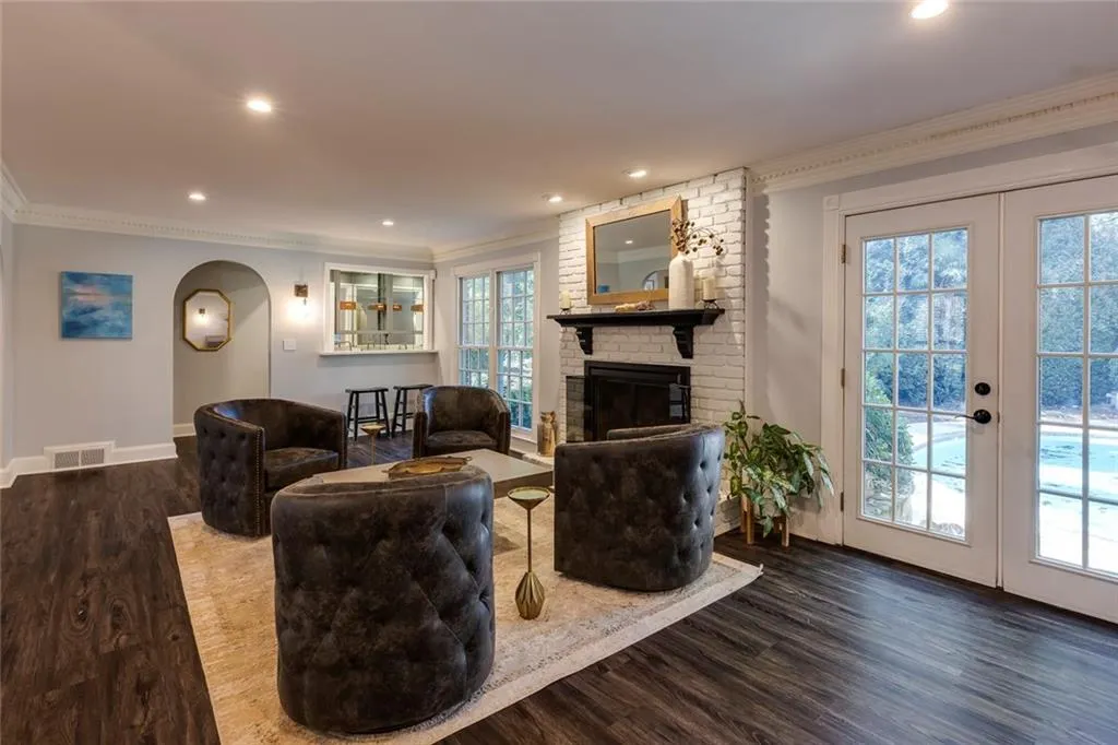 7590 Chaparral Drive, Sandy Springs, Georgia 30350, 5 Bedrooms Bedrooms, ,5 BathroomsBathrooms,Residential,For Sale,7590 Chaparral Drive,7698480