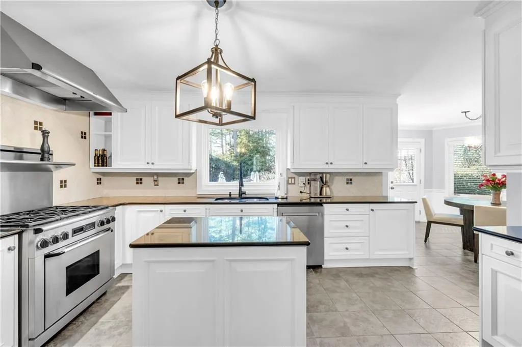 7590 Chaparral Drive, Sandy Springs, Georgia 30350, 5 Bedrooms Bedrooms, ,5 BathroomsBathrooms,Residential,For Sale,7590 Chaparral Drive,7698480