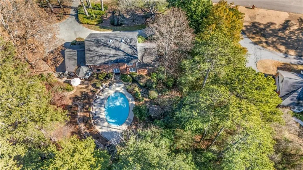 7590 Chaparral Drive, Sandy Springs, Georgia 30350, 5 Bedrooms Bedrooms, ,5 BathroomsBathrooms,Residential,For Sale,7590 Chaparral Drive,7698480