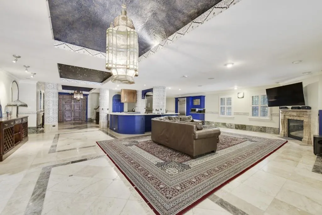 915 Marseilles Drive Nw, Atlanta, Georgia 30327, 6 Bedrooms Bedrooms, ,5 BathroomsBathrooms,Residential,Sold,915 Marseilles Drive Nw,6897531