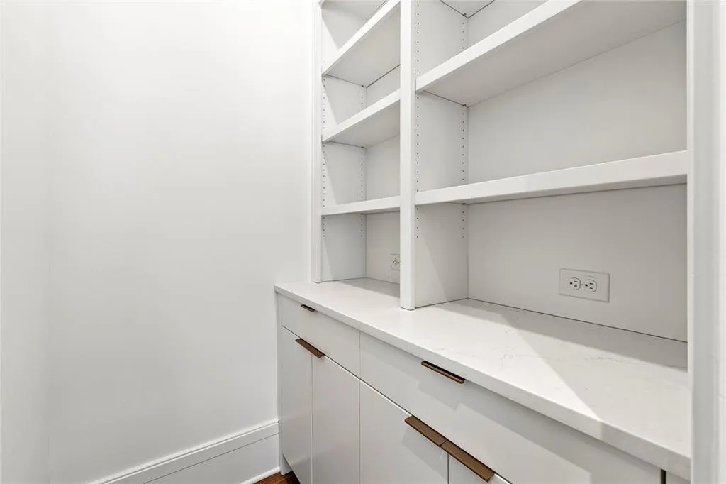 4880 Rebel Trail, Sandy Springs, Georgia 30327, 4 Bedrooms Bedrooms, ,3 BathroomsBathrooms,Residential,Sold,4880 Rebel Trail,7171397