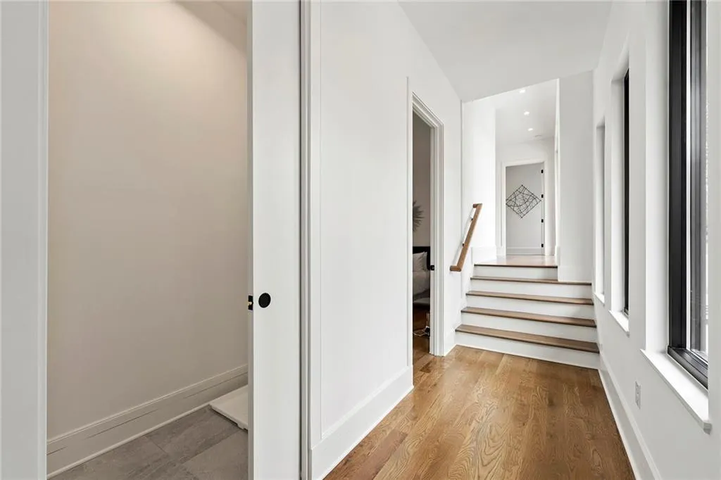 4880 Rebel Trail, Sandy Springs, Georgia 30327, 4 Bedrooms Bedrooms, ,3 BathroomsBathrooms,Residential,Sold,4880 Rebel Trail,7171397