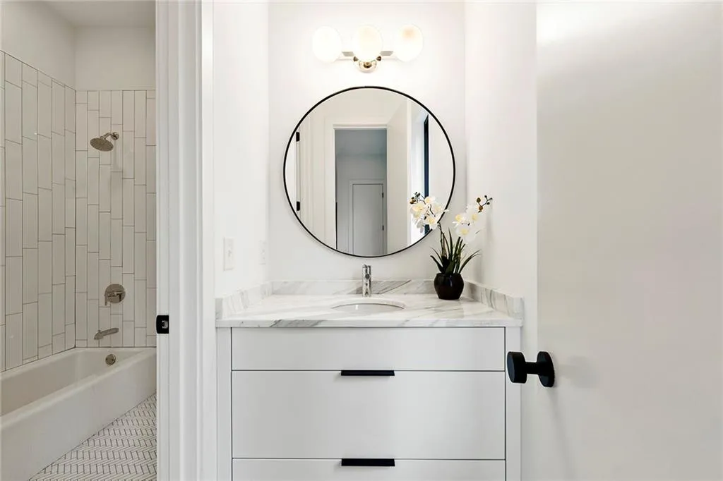 4880 Rebel Trail, Sandy Springs, Georgia 30327, 4 Bedrooms Bedrooms, ,3 BathroomsBathrooms,Residential,Sold,4880 Rebel Trail,7171397