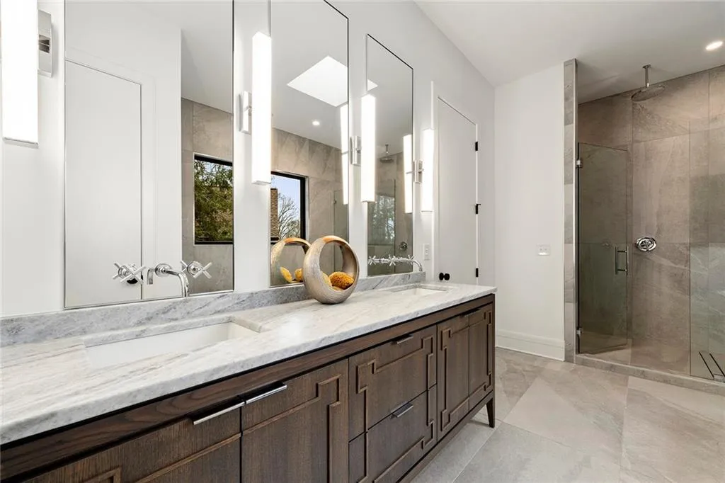 4880 Rebel Trail, Sandy Springs, Georgia 30327, 4 Bedrooms Bedrooms, ,3 BathroomsBathrooms,Residential,Sold,4880 Rebel Trail,7171397