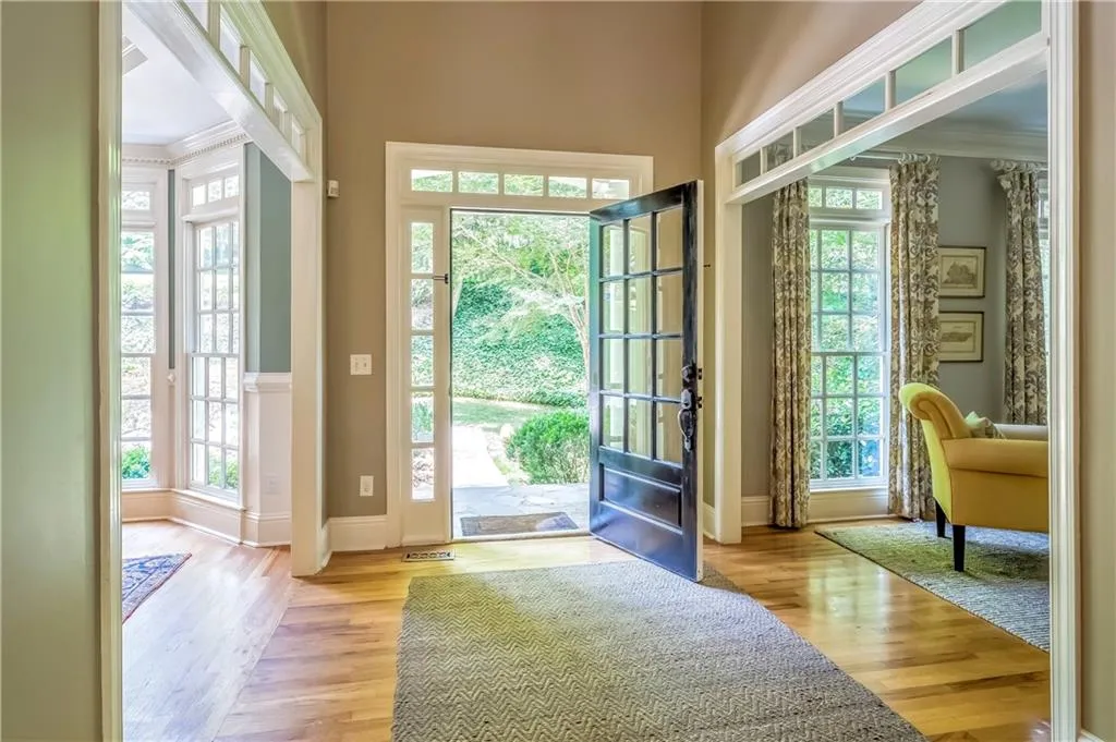 3601 Cloudland Drive Nw, Atlanta, Georgia 30327, 6 Bedrooms Bedrooms, ,5 BathroomsBathrooms,Residential,Sold,3601 Cloudland Drive Nw,5699667