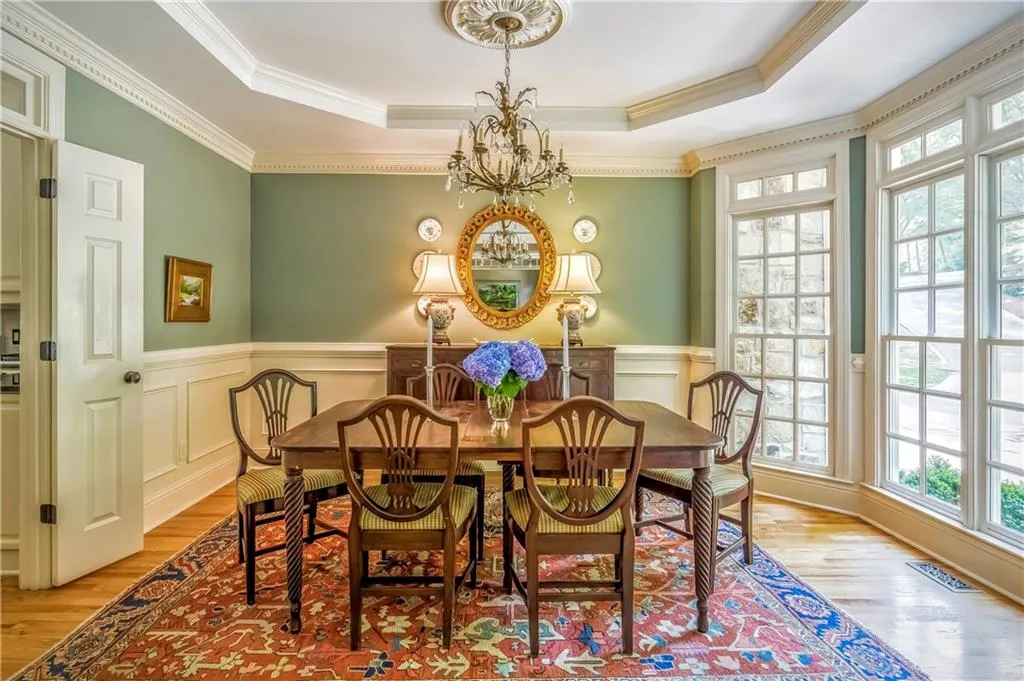 3601 Cloudland Drive Nw, Atlanta, Georgia 30327, 6 Bedrooms Bedrooms, ,5 BathroomsBathrooms,Residential,Sold,3601 Cloudland Drive Nw,5699667