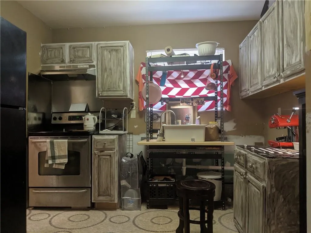 5570 Kingsport Drive Unit 19, Atlanta, Georgia 30342, 2 Bedrooms Bedrooms, ,1 BathroomBathrooms,Residential,Sold,5570 Kingsport Drive Unit 19,6562709