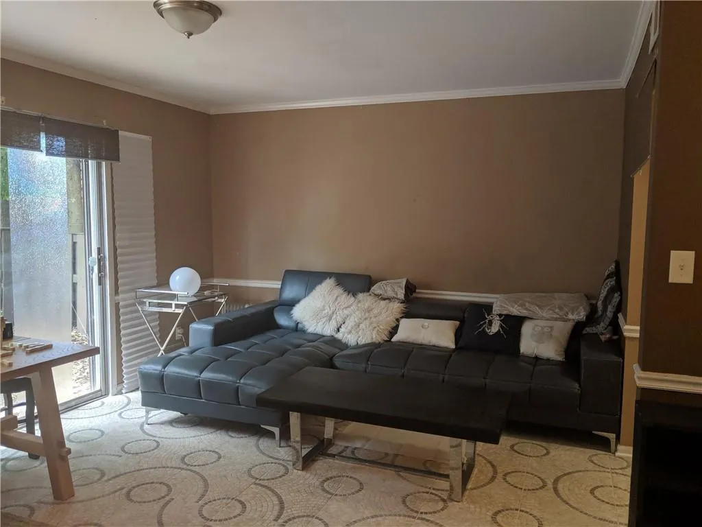 5570 Kingsport Drive Unit 19, Atlanta, Georgia 30342, 2 Bedrooms Bedrooms, ,1 BathroomBathrooms,Residential,Sold,5570 Kingsport Drive Unit 19,6562709