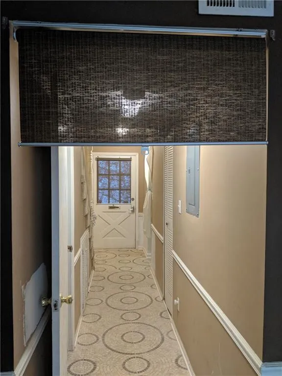 5570 Kingsport Drive Unit 19, Atlanta, Georgia 30342, 2 Bedrooms Bedrooms, ,1 BathroomBathrooms,Residential,Sold,5570 Kingsport Drive Unit 19,6562709