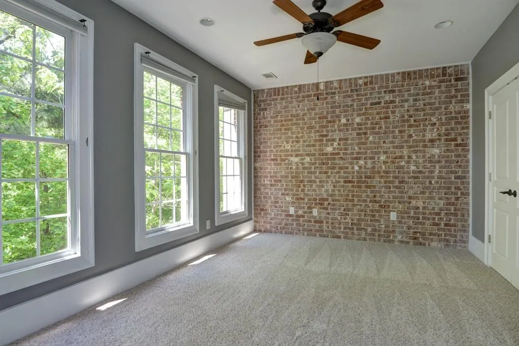 5512 Glenridge Drive Unit G, Atlanta, Georgia 30342, 4 Bedrooms Bedrooms, ,4 BathroomsBathrooms,Residential,Sold,5512 Glenridge Drive Unit G,6707509