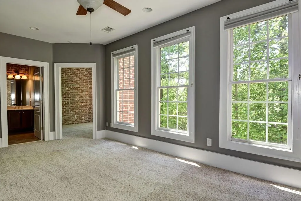 5512 Glenridge Drive Unit G, Atlanta, Georgia 30342, 4 Bedrooms Bedrooms, ,4 BathroomsBathrooms,Residential,Sold,5512 Glenridge Drive Unit G,6707509