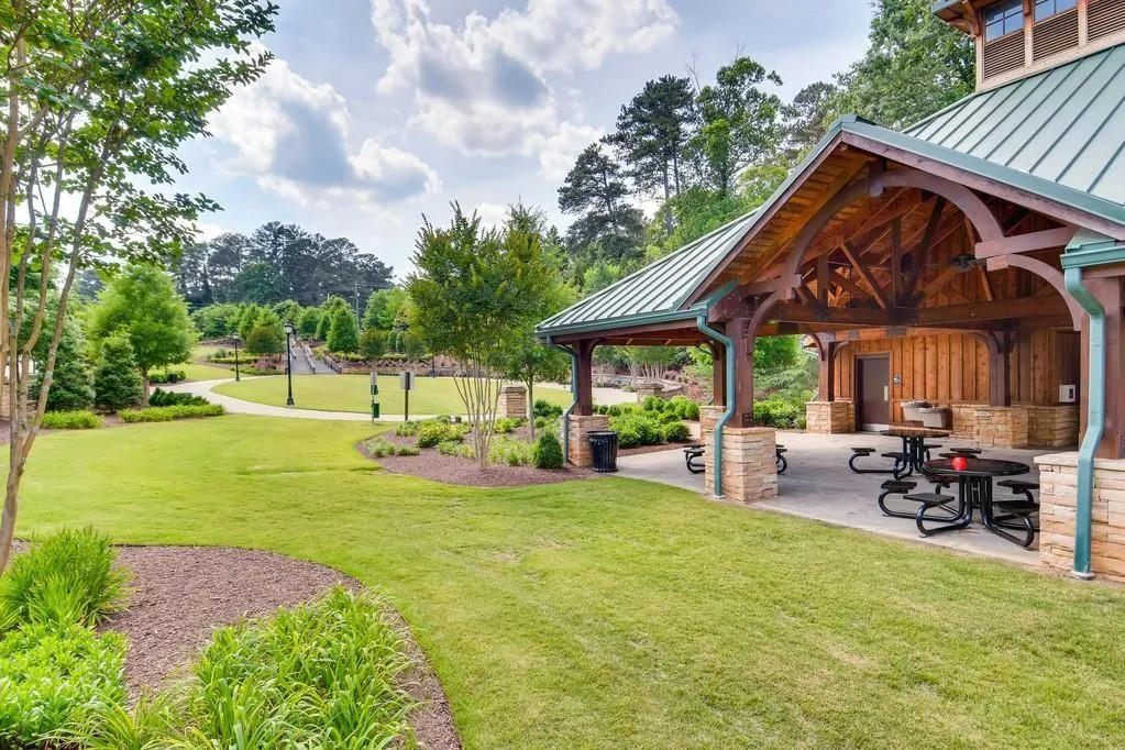 6851 Roswell Road Unit H-25, Atlanta, Georgia 30328, 2 Bedrooms Bedrooms, ,2 BathroomsBathrooms,Residential,Sold,6851 Roswell Road Unit H-25,6740444