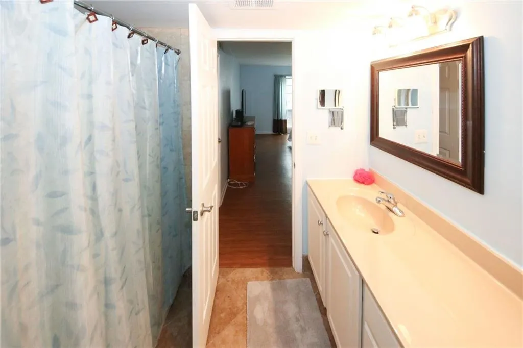 6851 Roswell Road Unit H-25, Atlanta, Georgia 30328, 2 Bedrooms Bedrooms, ,2 BathroomsBathrooms,Residential,Sold,6851 Roswell Road Unit H-25,6740444