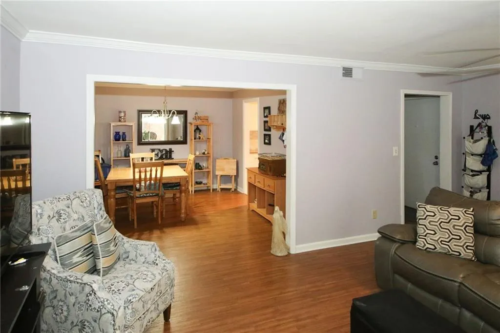 6851 Roswell Road Unit H-25, Atlanta, Georgia 30328, 2 Bedrooms Bedrooms, ,2 BathroomsBathrooms,Residential,Sold,6851 Roswell Road Unit H-25,6740444