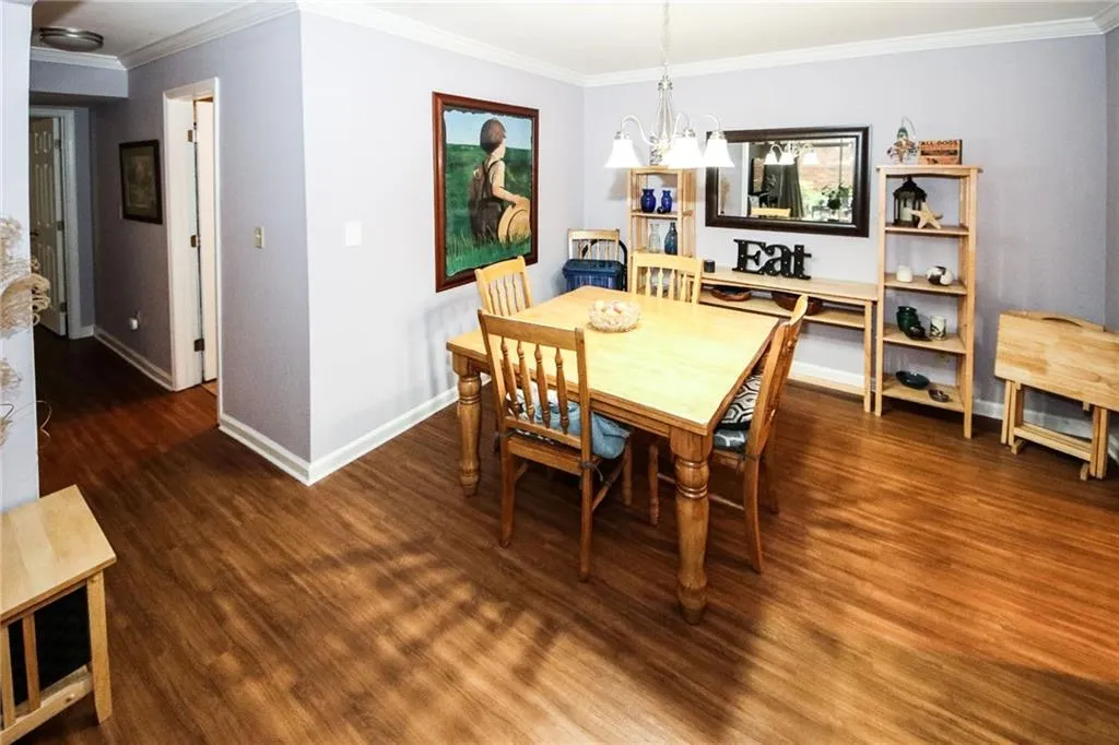 6851 Roswell Road Unit H-25, Atlanta, Georgia 30328, 2 Bedrooms Bedrooms, ,2 BathroomsBathrooms,Residential,Sold,6851 Roswell Road Unit H-25,6740444