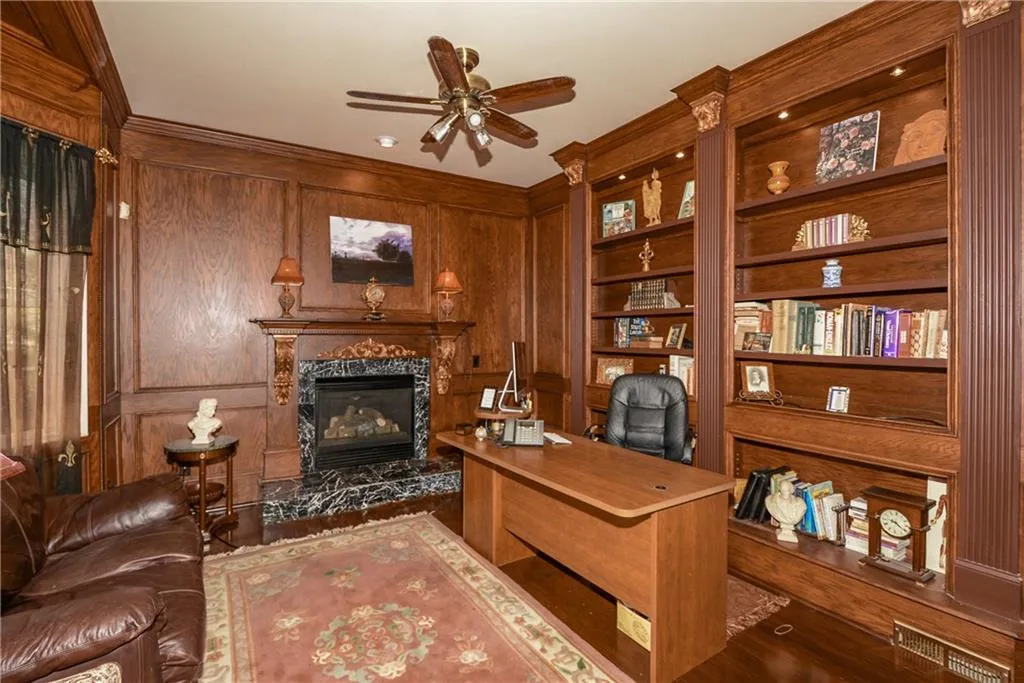 6560 Old Cabin Road, Sandy Springs, Georgia 30328, 5 Bedrooms Bedrooms, ,5 BathroomsBathrooms,Residential,Sold,6560 Old Cabin Road,5646840