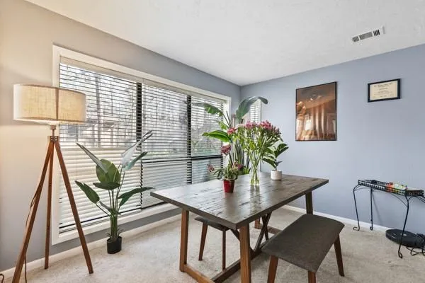 8740 Roswell Road Unit 10b, Atlanta, Georgia 30350, 3 Bedrooms Bedrooms, ,2 BathroomsBathrooms,Residential,For Sale,8740 Roswell Road Unit 10b,7702942