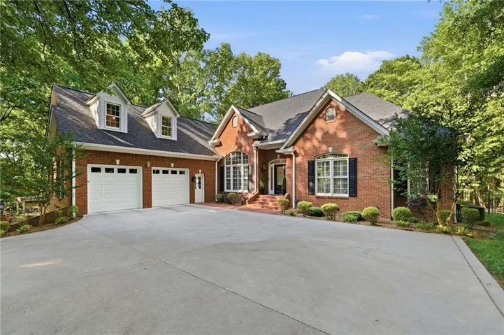 153 York Place, Calhoun, Georgia 30701
