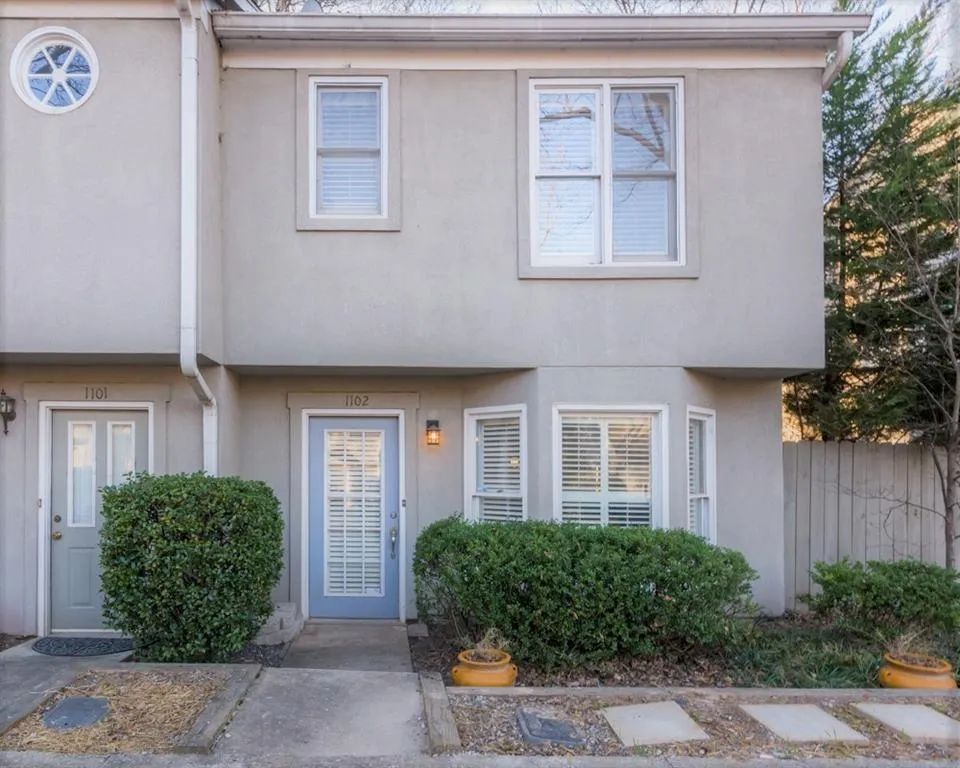 1102 Defoors Landing Nw, Atlanta, Georgia 30318, 2 Bedrooms Bedrooms, ,2 BathroomsBathrooms,Residential,Sold,1102 Defoors Landing Nw,5800223