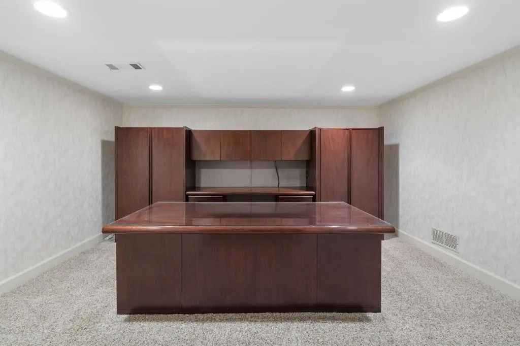 1120 Heards Ferry Road Nw, Sandy Springs, Georgia 30328, 5 Bedrooms Bedrooms, ,5 BathroomsBathrooms,Residential,For Sale,1120 Heards Ferry Road Nw,7627905