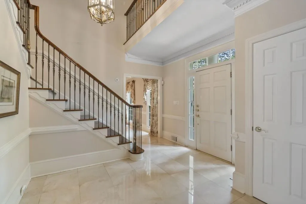 1120 Heards Ferry Road Nw, Sandy Springs, Georgia 30328, 5 Bedrooms Bedrooms, ,5 BathroomsBathrooms,Residential,For Sale,1120 Heards Ferry Road Nw,7627905