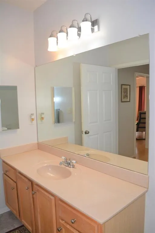 5641 Roswell Road Unit 207, Atlanta, Georgia 30342, 1 Bedroom Bedrooms, ,1 BathroomBathrooms,Residential,Sold,5641 Roswell Road Unit 207,6769639