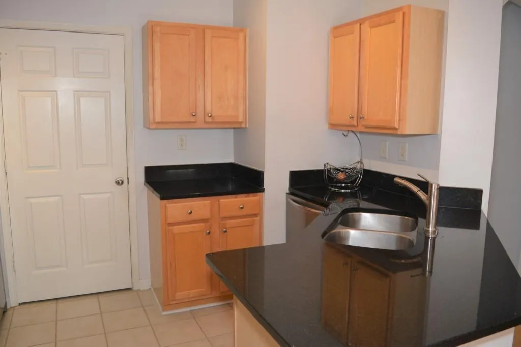 5641 Roswell Road Unit 207, Atlanta, Georgia 30342, 1 Bedroom Bedrooms, ,1 BathroomBathrooms,Residential,Sold,5641 Roswell Road Unit 207,6769639