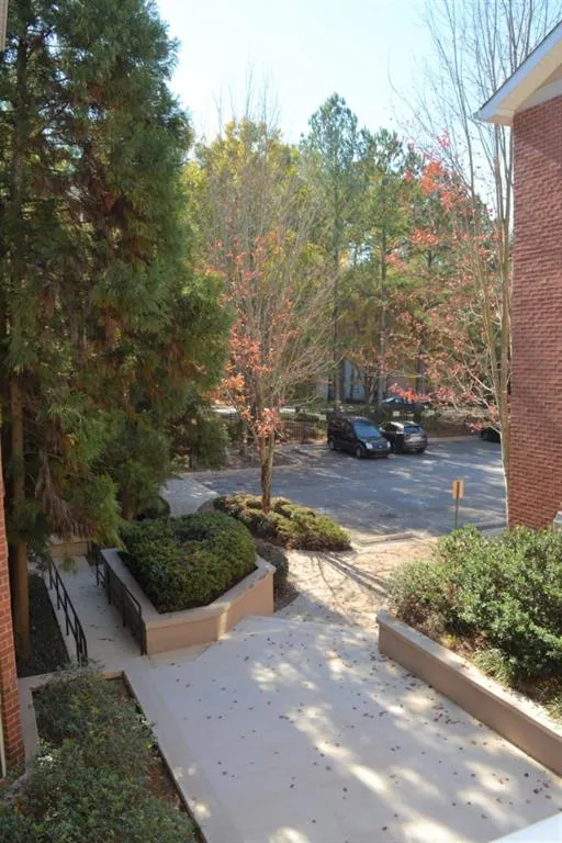 5641 Roswell Road Unit 207, Atlanta, Georgia 30342, 1 Bedroom Bedrooms, ,1 BathroomBathrooms,Residential,Sold,5641 Roswell Road Unit 207,6769639