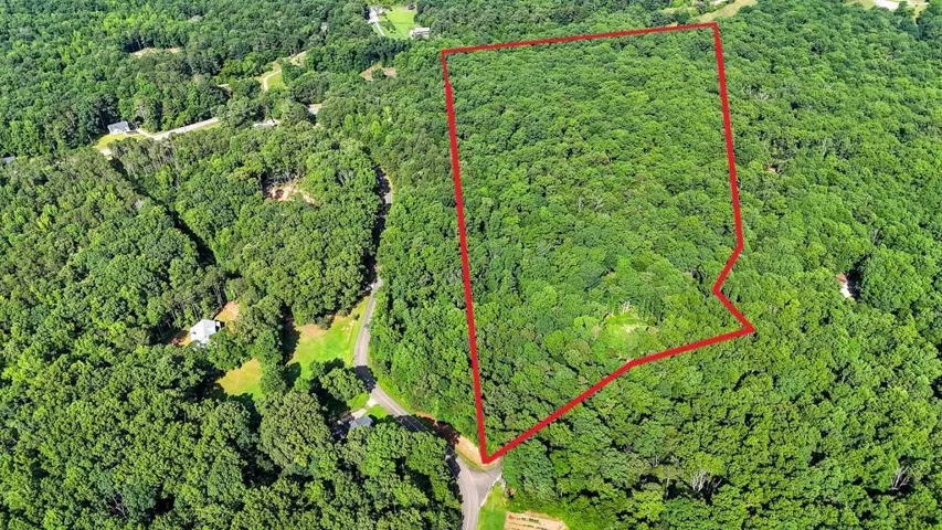 173 Hogan Pond Lane, Ball Ground, Georgia 30107