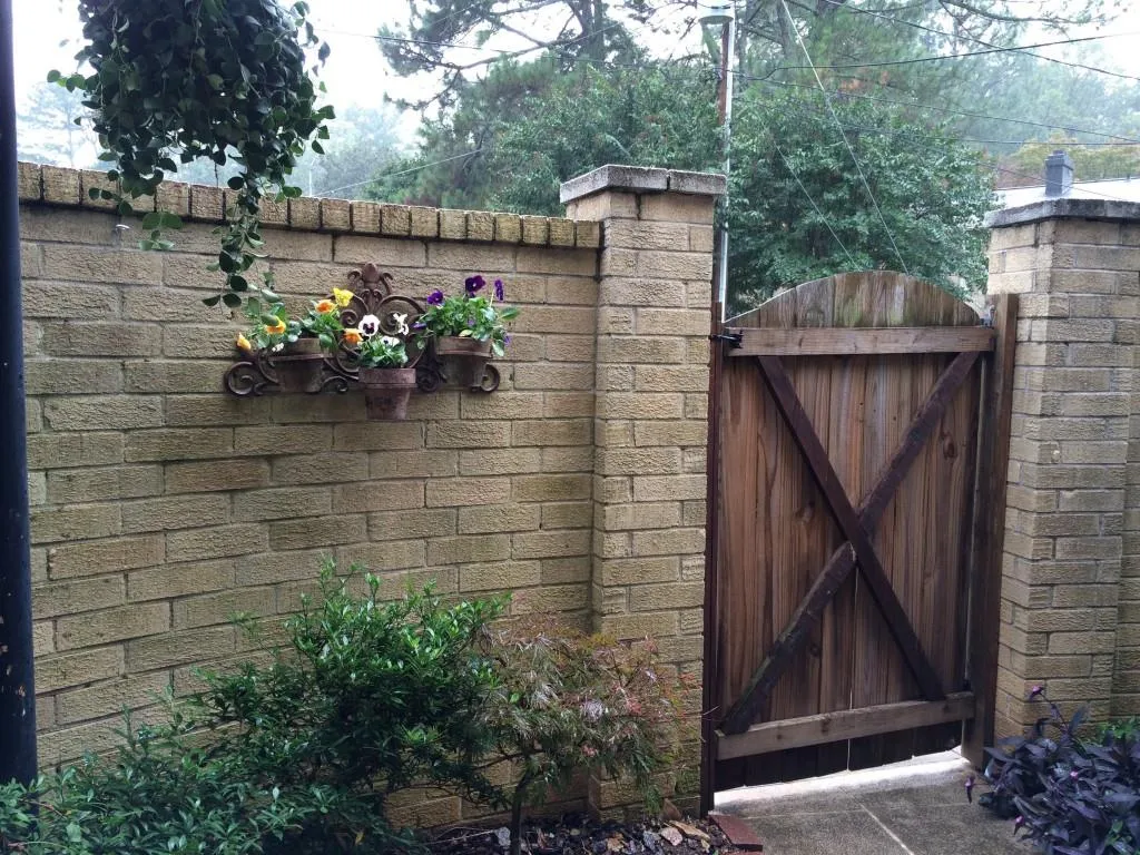 5400 Roswell Road Unit C2, Atlanta, Georgia 30342, 1 Bedroom Bedrooms, ,1 BathroomBathrooms,Residential,Sold,5400 Roswell Road Unit C2,5606606