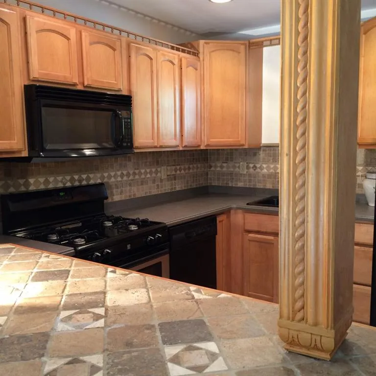 5400 Roswell Road Unit C2, Atlanta, Georgia 30342, 1 Bedroom Bedrooms, ,1 BathroomBathrooms,Residential,Sold,5400 Roswell Road Unit C2,5606606