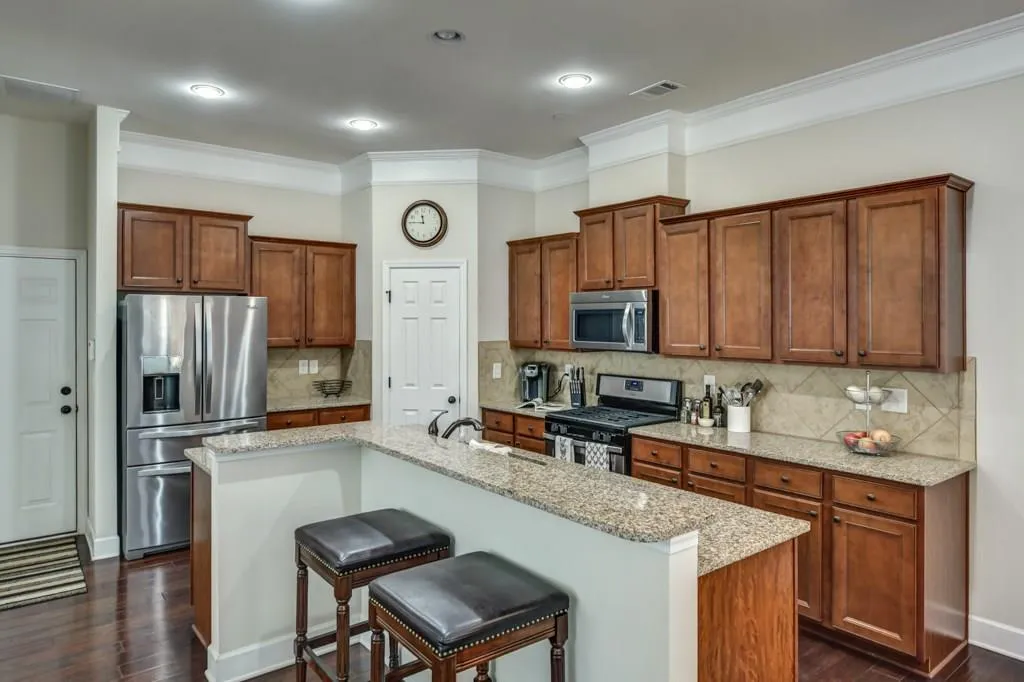 Georgia 30328, ,3 BathroomsBathrooms,Residential,Sold,6004926